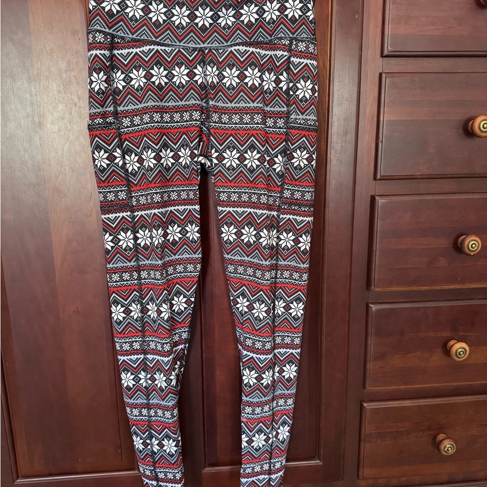 Chic Snowflake Patterned Leggings - image 6